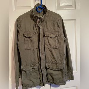 American Eagle casual army green jacket.  Size medium.